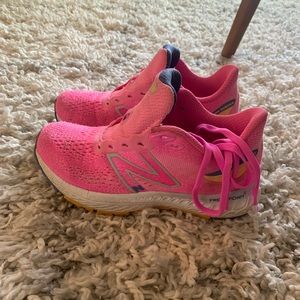 Kid’s New Balance tennis shoes